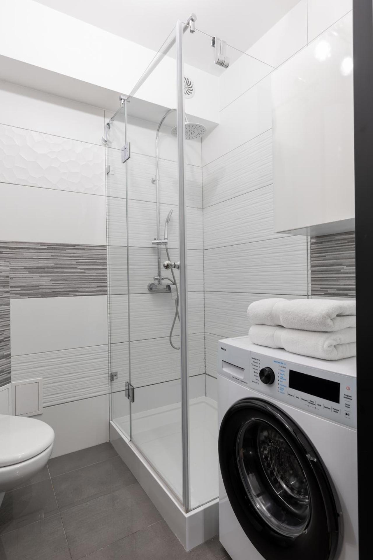 Apartamenty Premium, Faktura Vat, Zrodlowa Centrum Parter Ground Floor Parking Super Lokalizacja Two Bedrooms Kitchen 50 M2 Kielce Eksteriør bilde